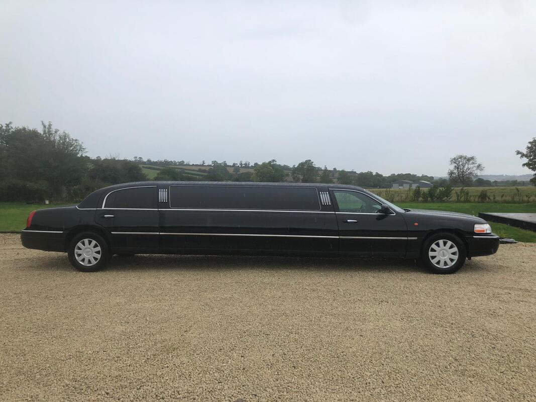 Funeral stretch limo hire Manchester