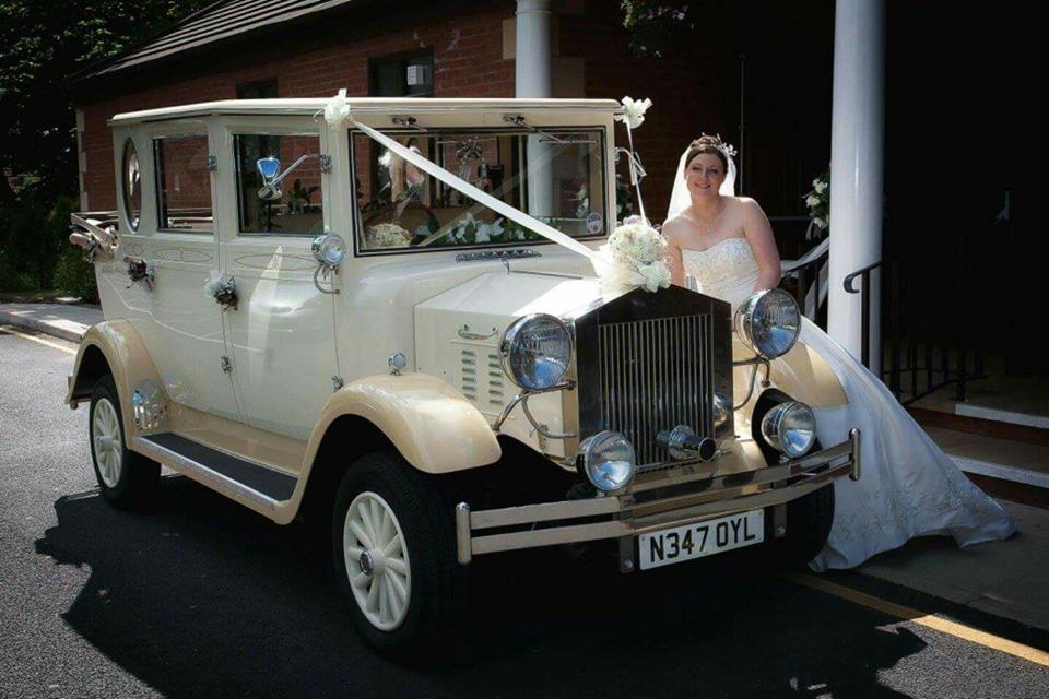 vintage wedding car hire Manchester